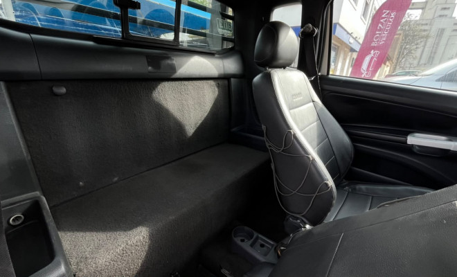 VW - VolksWagen Saveiro CROSS 1.6 Mi Total Flex 8V CE 2014 Flex-6