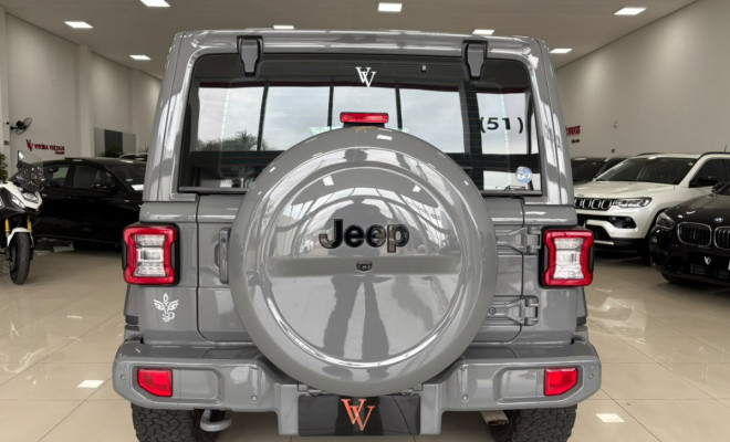 Jeep Wrangler Unlimited SAHARA 2.0 TB 4p Aut 2023 Gasolina-4