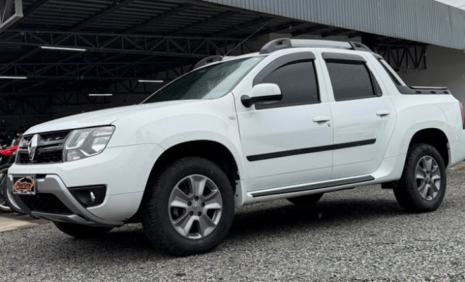 Renault DUSTER OROCH Dyna. 2.0 Flex 16V Mec. 2022 Flex