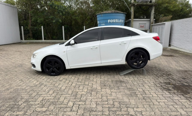 GM - Chevrolet CRUZE LT 1.8 16V FlexPower 4p Mec. 2015 Flex-21