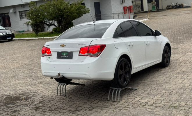 GM - Chevrolet CRUZE LT 1.8 16V FlexPower 4p Mec. 2015 Flex-2