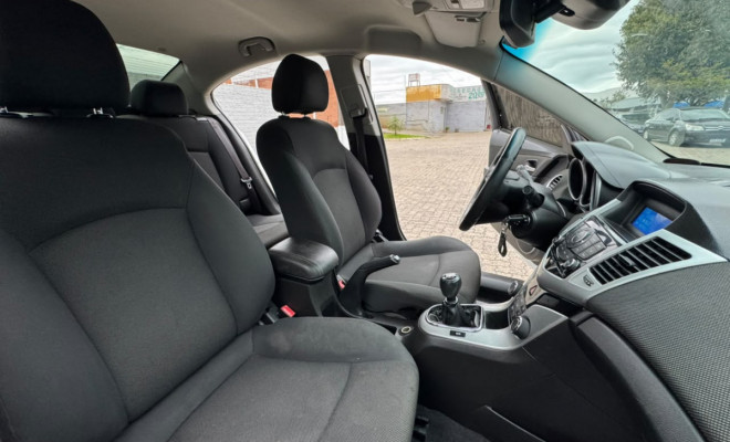 GM - Chevrolet CRUZE LT 1.8 16V FlexPower 4p Mec. 2015 Flex-7