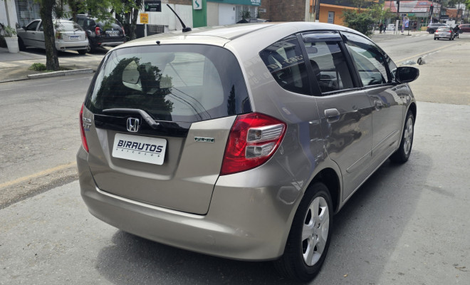 Honda Fit LX 1.4 2010 | Completo | Econômico | Guarujá-4