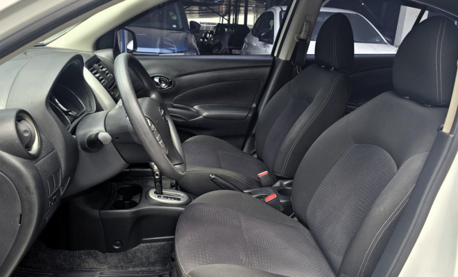 Nissan Versa SV 1.6 Automático 2018 | CVT | Completo | Guarujá-5
