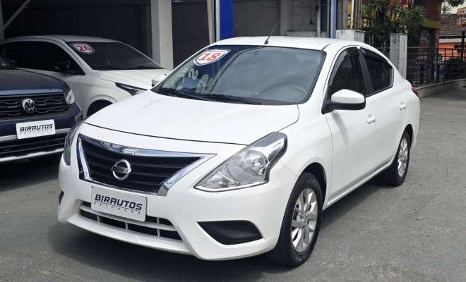 Nissan Versa SV 1.6 Automático 2018 | CVT | Completo | Guarujá-1