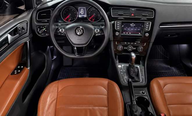 VW GOLF HIGHLINE 1.4 TSI AUT.-3
