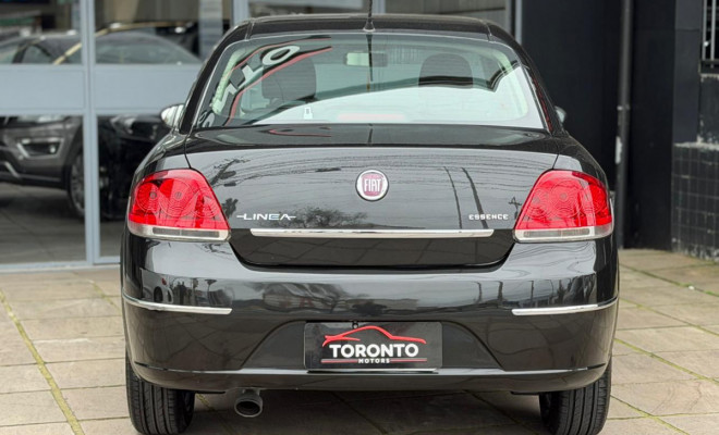 Fiat LINEA ESSENCE 1.8 Flex 16V 4p 2014 Flex-9
