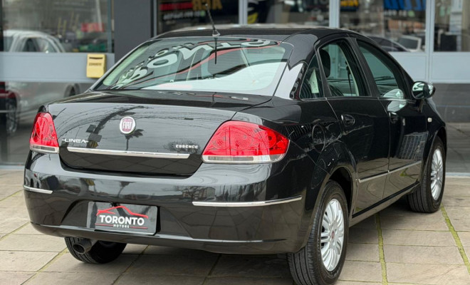 Fiat LINEA ESSENCE 1.8 Flex 16V 4p 2014 Flex-5