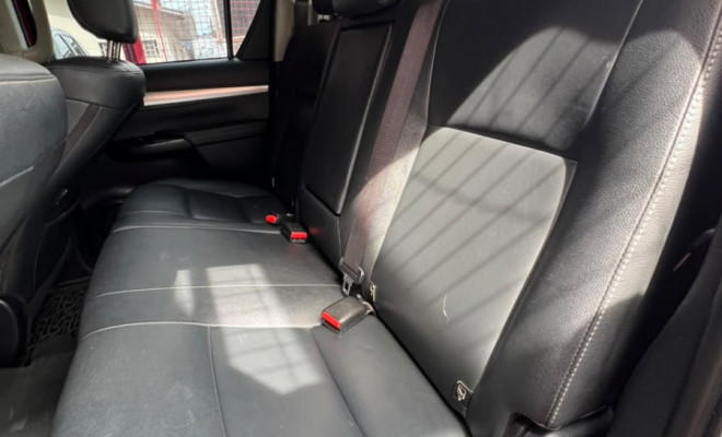 Toyota Hilux CD SRX 4x4 2.8 TDI 16V Diesel Aut. 2017 Diesel-9