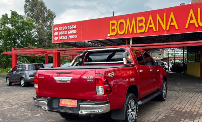 Toyota Hilux CD SRX 4x4 2.8 TDI 16V Diesel Aut. 2017 Diesel-3