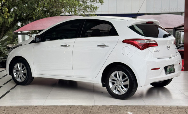 Hyundai HB20 Premium 1.6 Flex 16V Aut. 2015 Flex-4