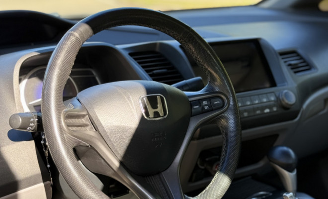 Honda Civic Sedan LXS 1.8/1.8 Flex 16V Aut. 4p 2009 Flex-6