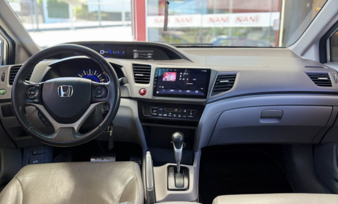 Honda Civic Sedan LXS 1.8/1.8 Flex 16V Aut. 4p 2014 Flex-9
