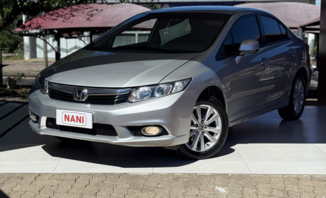 Honda Civic Sedan LXS 1.8/1.8 Flex 16V Aut. 4p 2014 Flex
