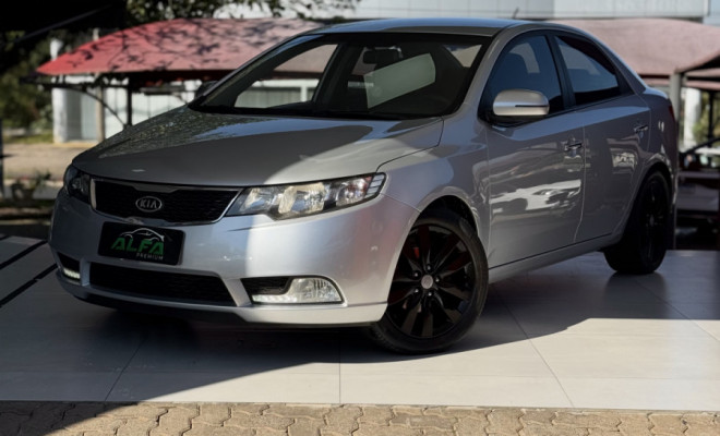 Kia Motors Cerato 1.6 16V Aut. 2013 Flex