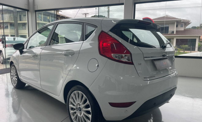 Ford Fiesta TIT./TIT.Plus 1.6 16V Flex Aut. 2016 Flex-2