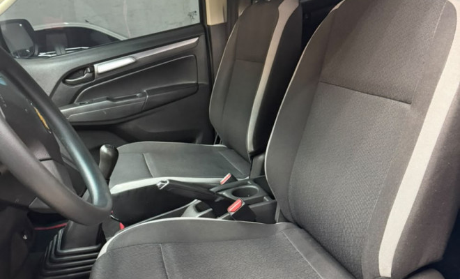 GM - Chevrolet S10 Pick-Up Advantage 2.5 Flex 4x2 CD 2018-14