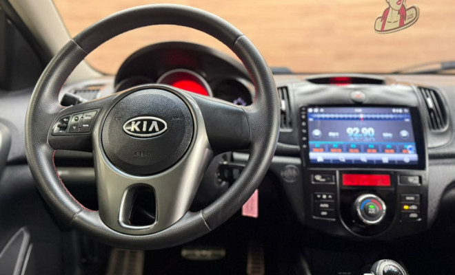 Kia Motors Cerato 1.6 16V Aut. 2011 Gasolina-5