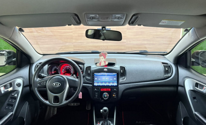 Kia Motors Cerato 1.6 16V Aut. 2011 Gasolina-4