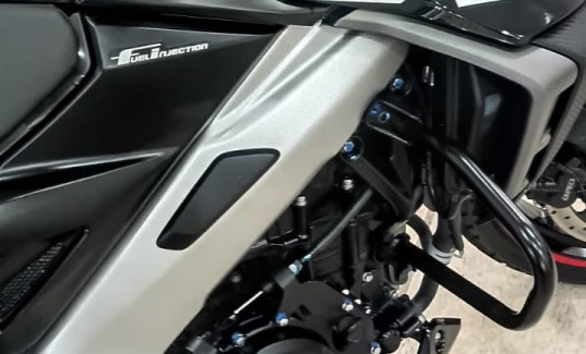 BAJAJ DOMINAR NS400Z 2026 Flex-2