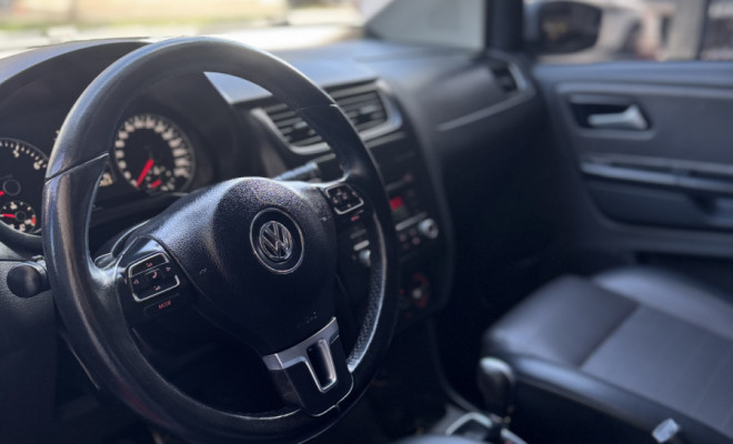 VW - VolksWagen Fox PRIME/Hghi. IMOTION 1.6 T.Flex 8V 5p 2013 Flex-1