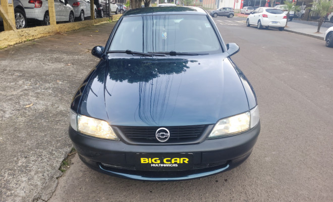 GM - Chevrolet Vectra GLS/Expres.2.2/ 2.0 e 2.0 CD 8V 1998 Gasolina-1