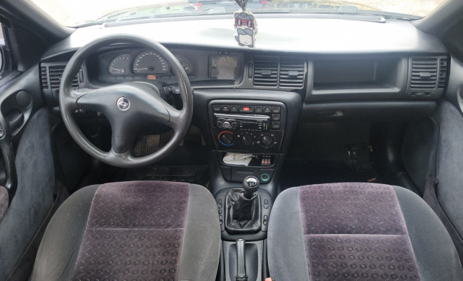 GM - Chevrolet Vectra GLS/Expres.2.2/ 2.0 e 2.0 CD 8V 1998 Gasolina-2