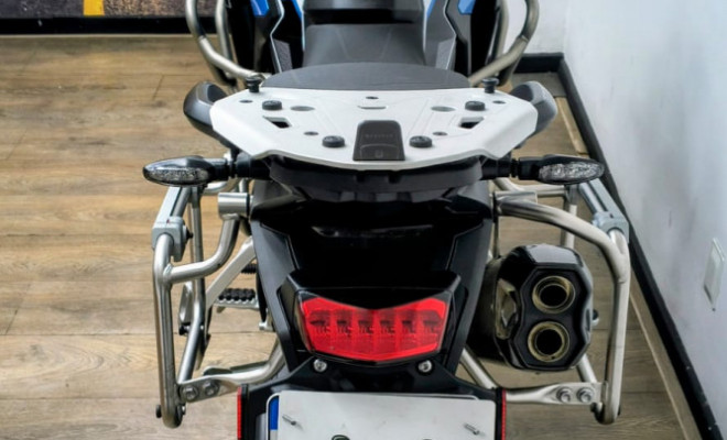 TRIUMPH TIGER 900 ALPINE Edition 2026 Gasolina-10
