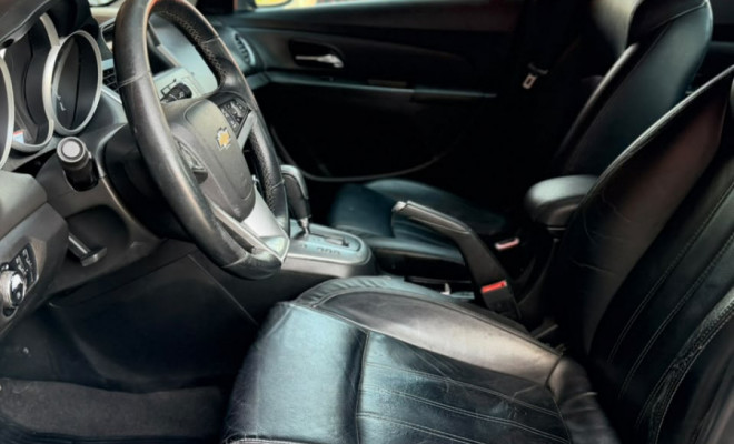 GM - Chevrolet CRUZE LT 1.8 16V FlexPower 4p Aut. 2012 Flex-8