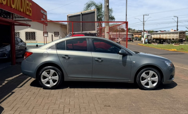 GM - Chevrolet CRUZE LT 1.8 16V FlexPower 4p Aut. 2012 Flex-4