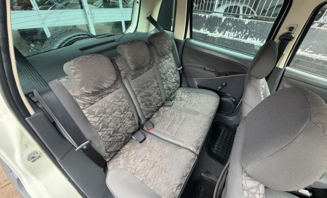 Fiat Idea Advent./ Adv.LOCKER 1.8 mpi Flex 5p 2008 Flex-4