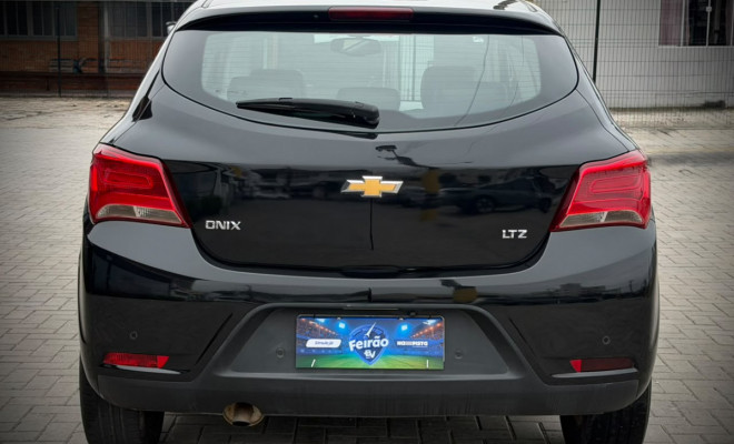 GM - Chevrolet ONIX HATCH LTZ 1.4 8V FlexPower 5p Aut. 2019 Flex-3