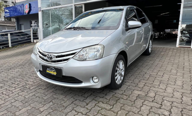 Toyota ETIOS XLS 1.5 Flex 16V 5p Mec. 2014 Flex-5
