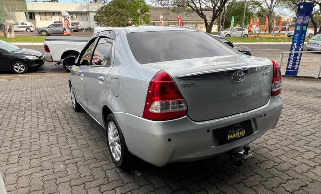 Toyota ETIOS XLS 1.5 Flex 16V 5p Mec. 2014 Flex-3