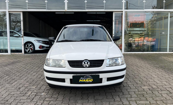 VW - VolksWagen Gol 1.0 Power 16v 76cv 4p 2002 Gasolina-6