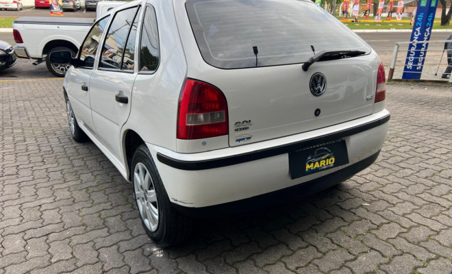 VW - VolksWagen Gol 1.0 Power 16v 76cv 4p 2002 Gasolina-3