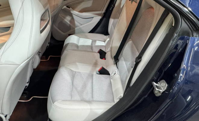 Mercedes-Benz CLA-180 1.6 16V 122cv Aut. 2018 Gasolina-12
