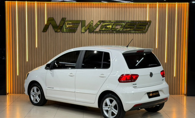 VW - VolksWagen Fox Comfortline 1.6 Flex 8V 5p 2016 Flex-2