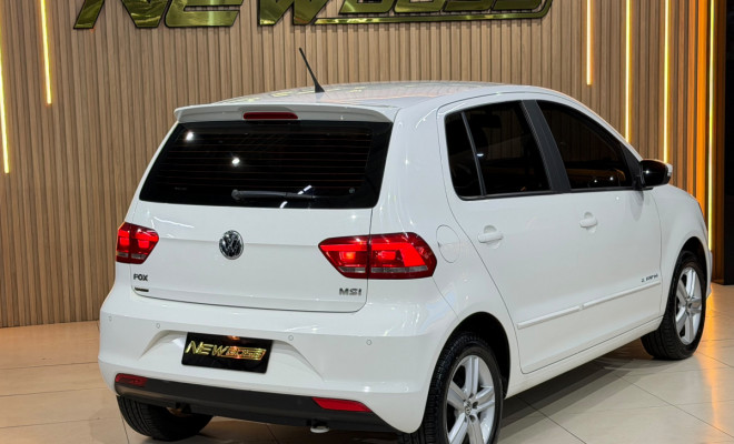 VW - VolksWagen Fox Comfortline 1.6 Flex 8V 5p 2016 Flex-4