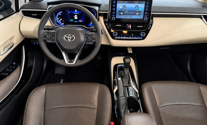 COROLLA ALTIS PREMIUM HÍBRIDO 1.8 AUT.-3