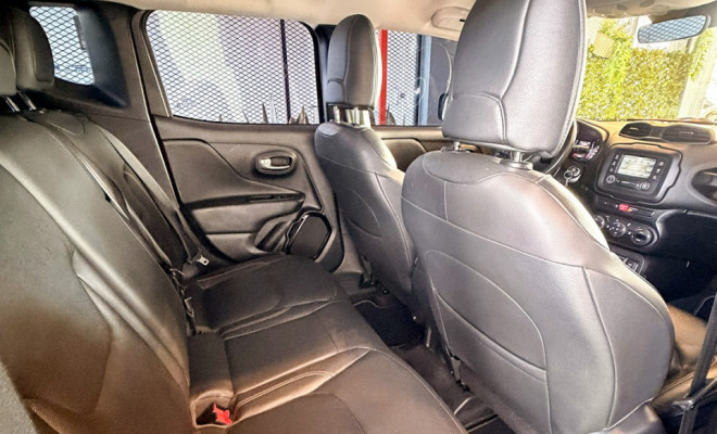 Jeep Renegade Night Eagle 1.8 4x2  Flex Aut. 2018-1