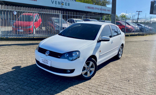 VW - Polo Sedan 1.6 Mi 8V - 2014