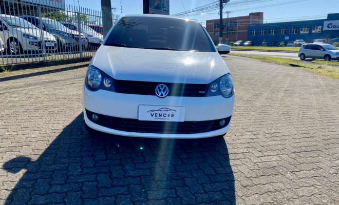 VW - Polo Sedan 1.6 Mi 8V - 2014-3
