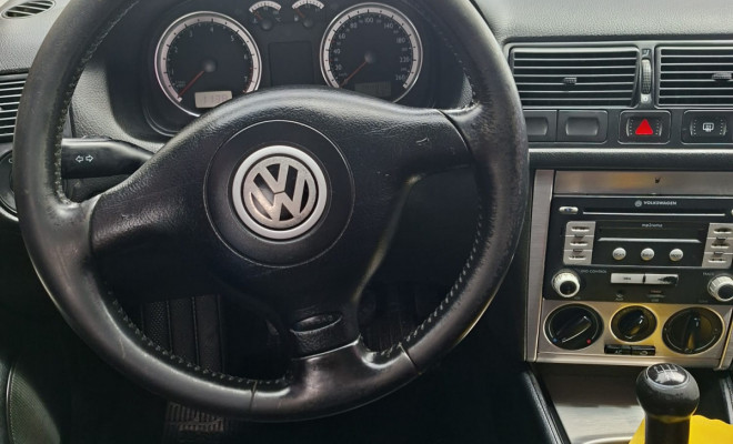 VW - VolksWagen Golf Flash 1.6 Mi/1.6 Mi Tot. Flex 8V 4p 2006 Gasolina-5