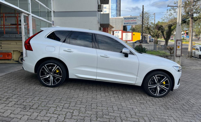 Volvo XC 60 T-8 R-DESIGN 2.0 (Híbrido) 2019 Híbrido-0