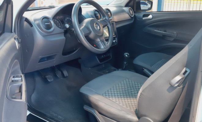 VW - VolksWagen Saveiro Trendline 1.6 T.Flex 8V 2016 Flex-4