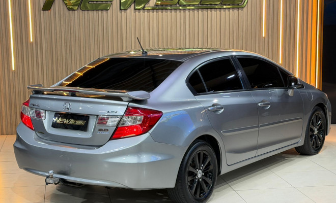 Honda Civic Sedan LXS 1.8/1.8 Flex 16V Aut. 4p 2014 Gasolina-4