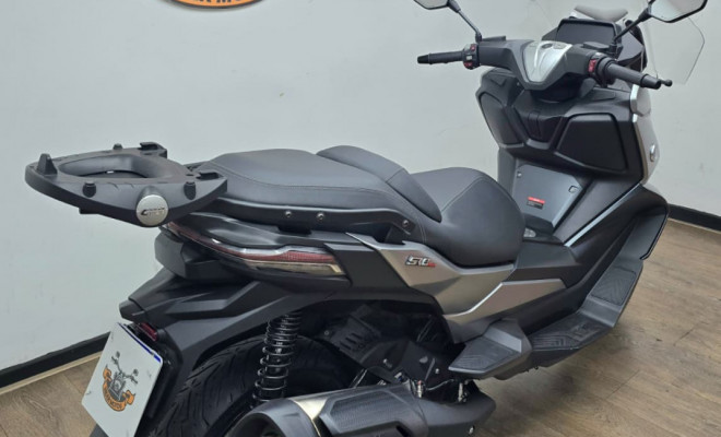 Voge Voge SR4 MAX 2027 Gasolina-11