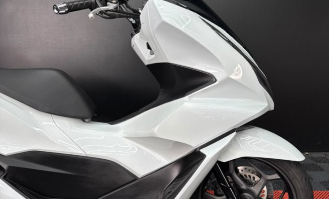 HONDA PCX 160  2024 Gasolina-8