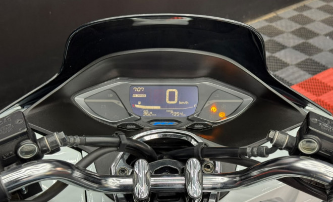 HONDA PCX 160  2024 Gasolina-11
